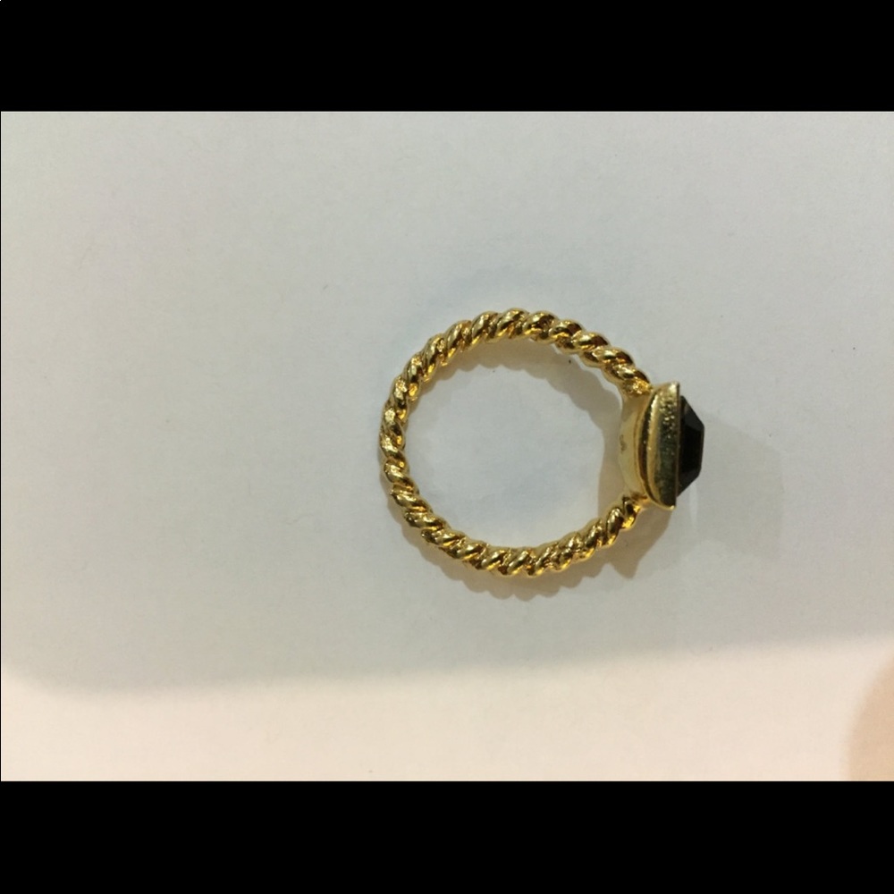 Gemstone Ring - Picture 14 of 14